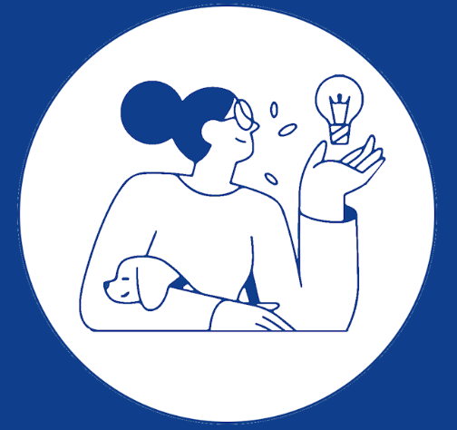 Osoba w okularach i pies uśmiechają się, trzymając żarówkę, symbolizującą kreatywność i inspirację.