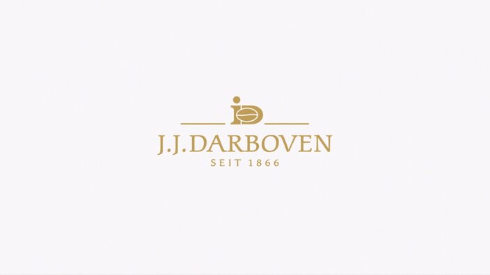 Das Logo von J.J. Darboven steht auf einem sauberen weißen Hintergrund und zeigt die 1866 gegründete Marke.